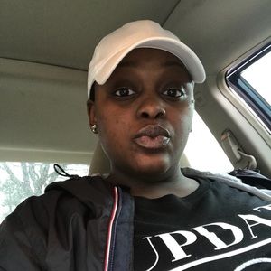Meet your Posher, Deia